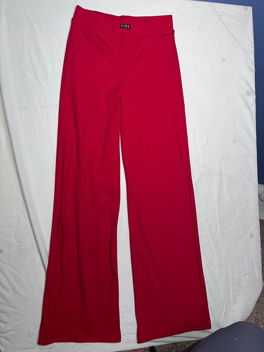 FIVE Red Ribbed Wide Leg Pull On Pants Women’s Medium